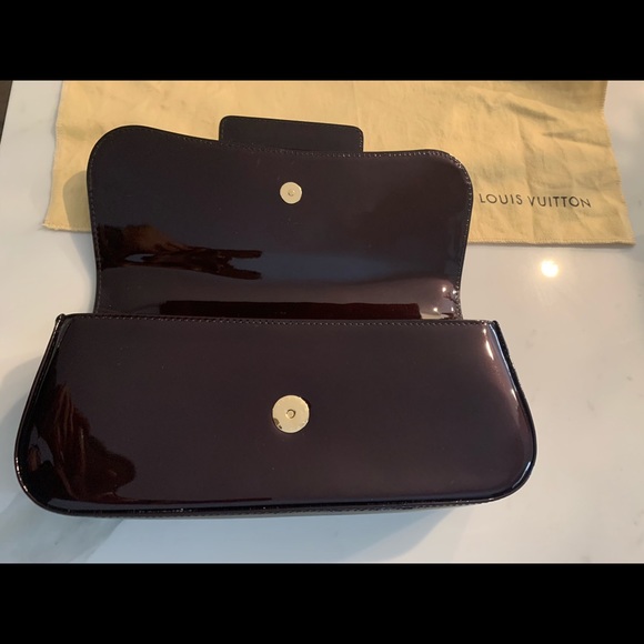 Louis Vuitton Sobe Burgundy Clutch - Picture 3 of 10